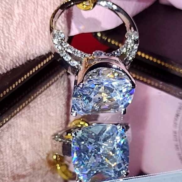 JC Engagement Couture Style! Yes we Courrierd 1 to Regis Hotel NYC, NWT - Picture 5 of 13